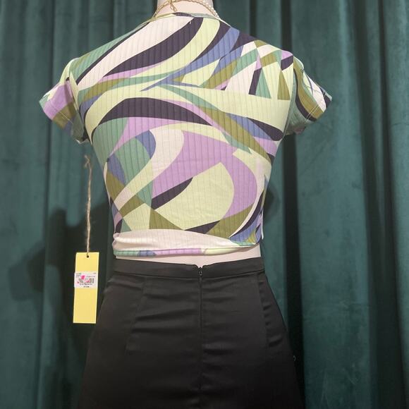 Paper Tee Multicolor Abstract Cut-Out Top - Picture 2 of 4